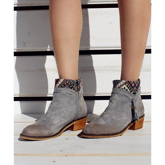 MiiM Boots Venture Ankle Suede Leather Almond Toe Boho Hippie Size 7.5 Brown - Picture 2 of 12